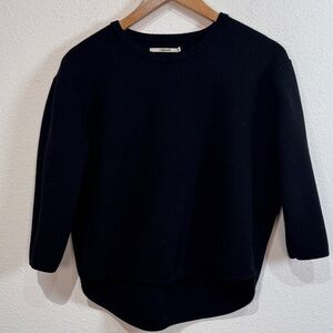 J Brand medium Merino wool blend Elegant Black Crew Neck Sweater